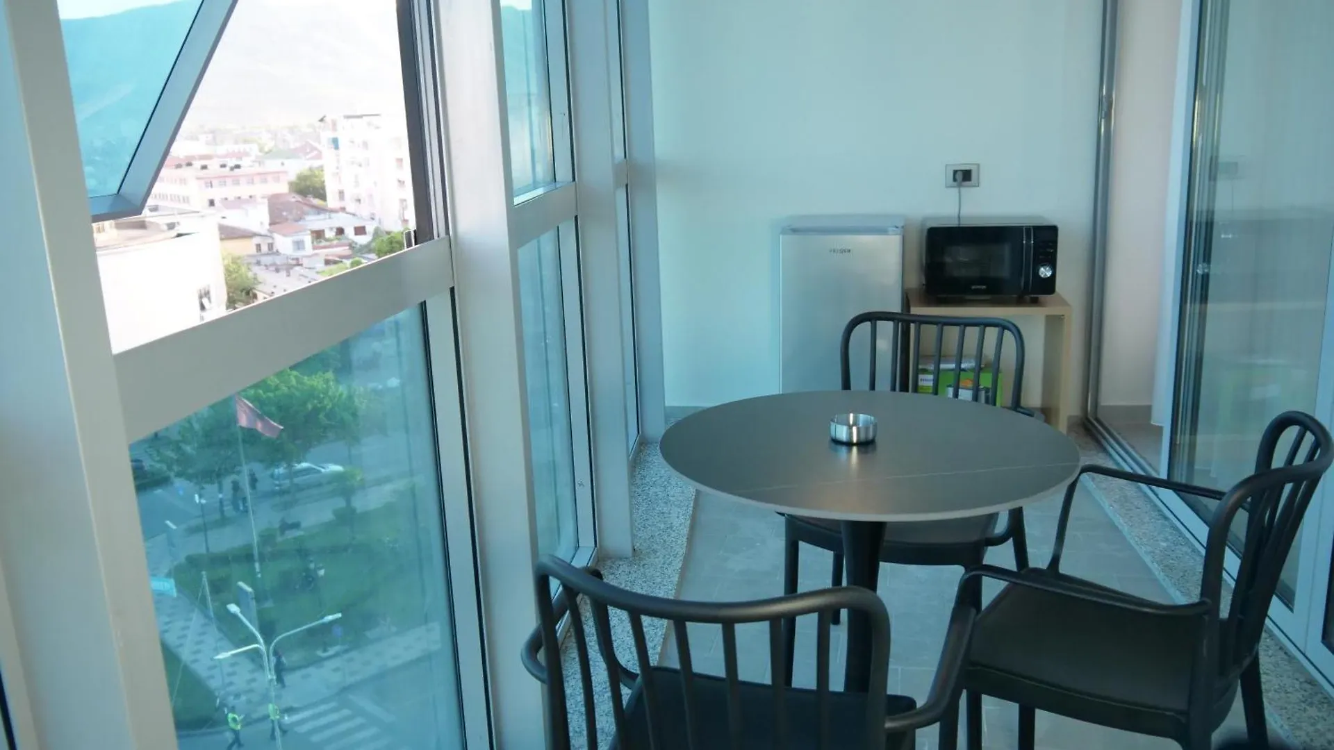 Stay-Five Rooms & Apartments Shkodër