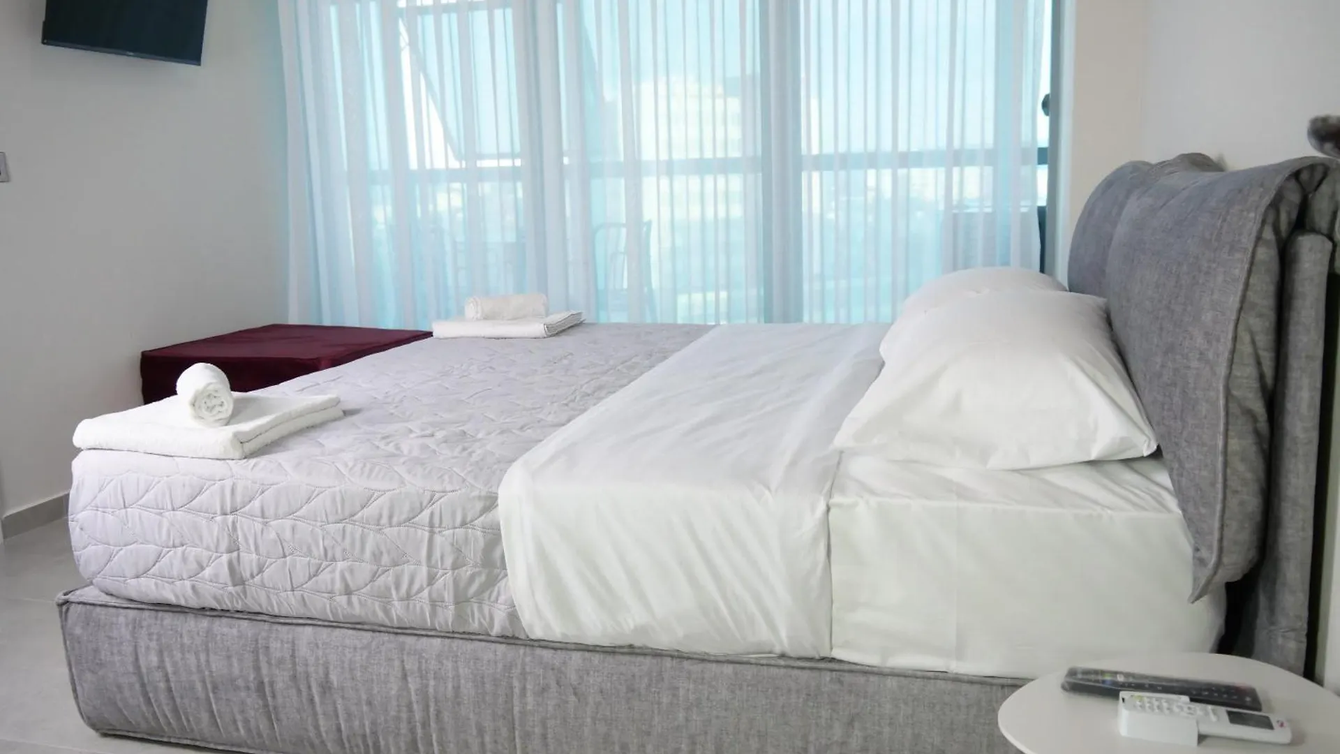 Stay-Five Rooms & Apartments Shkodër