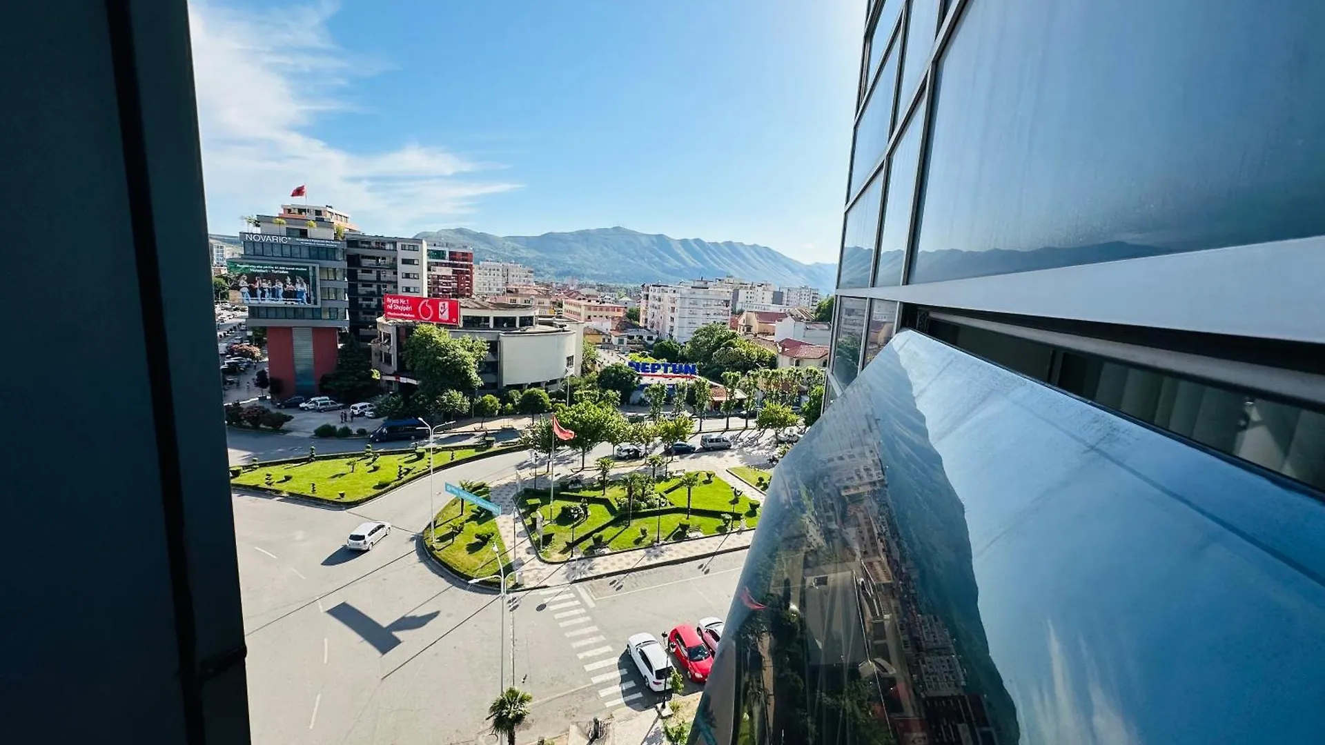 Stay-Five Rooms & Apartments Shkodër