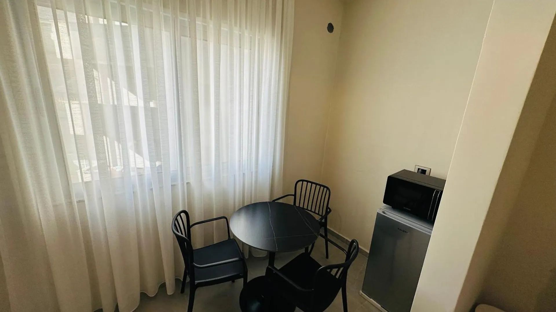 Stay-Five Rooms & Apartments Shkodër Arnavutluk