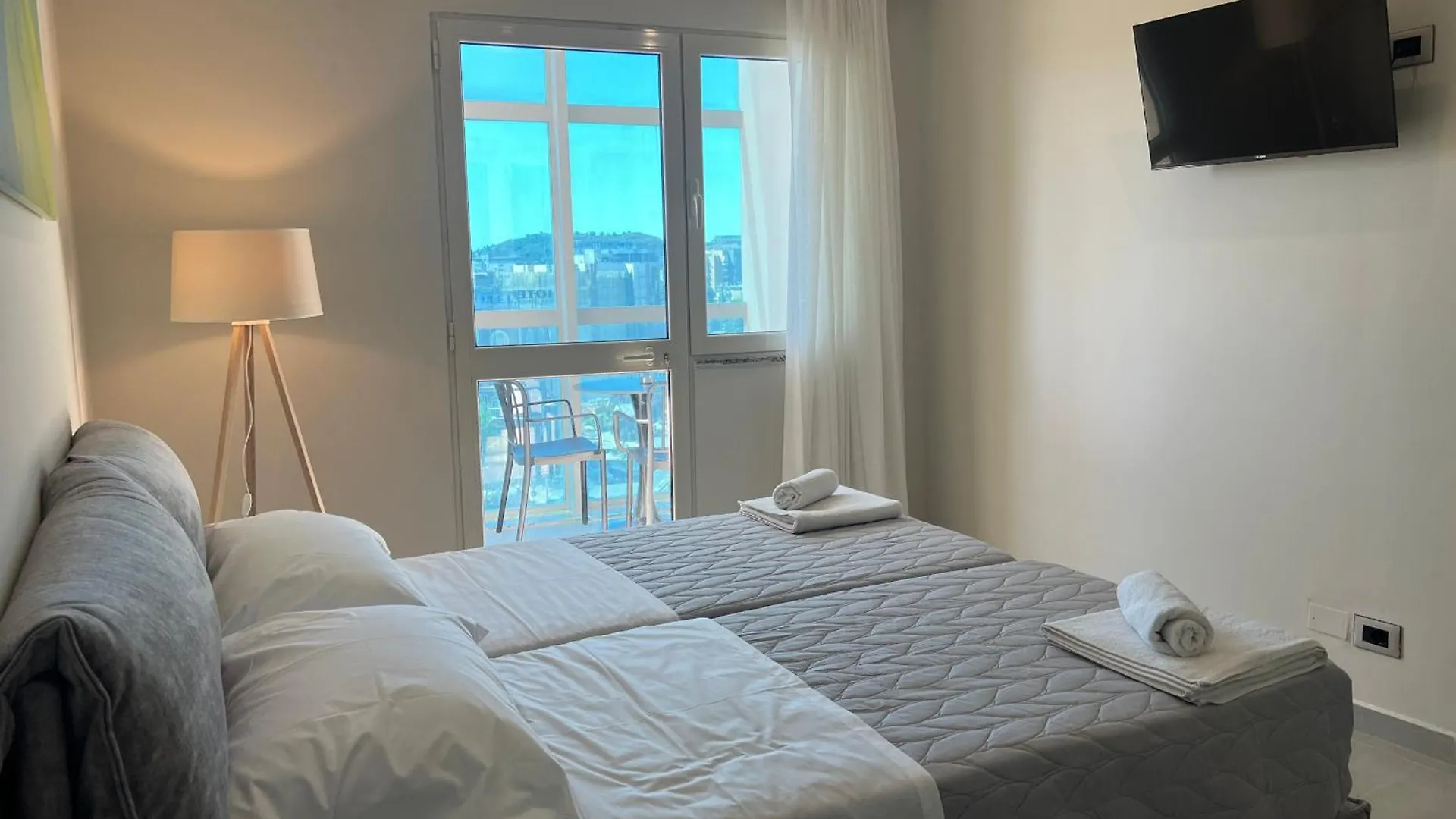 Stay-Five Rooms & Apartments Shkodër 0*,