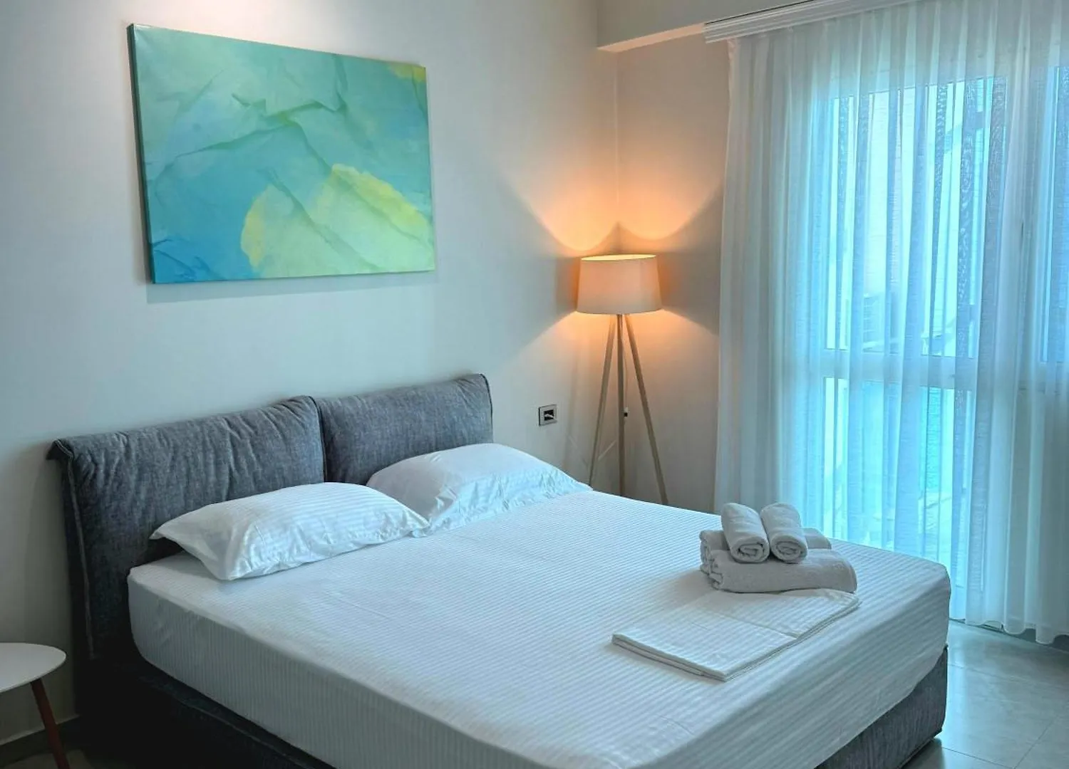 Stay-Five Rooms & Apartments Shkodër