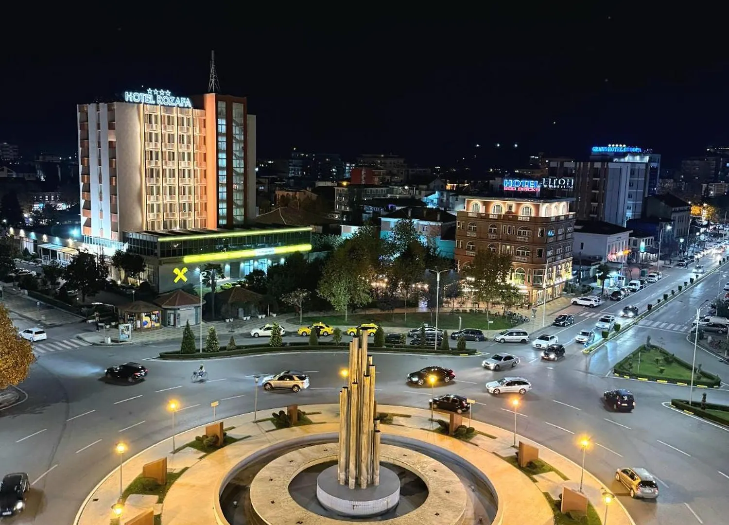 Stay-Five Rooms & Apartments Shkodër 0*,  Arnavutluk