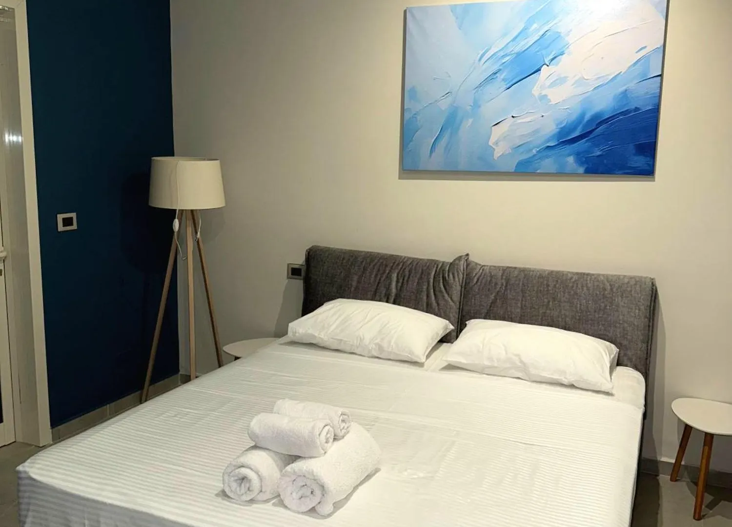 Stay-Five Rooms & Apartments Shkodër