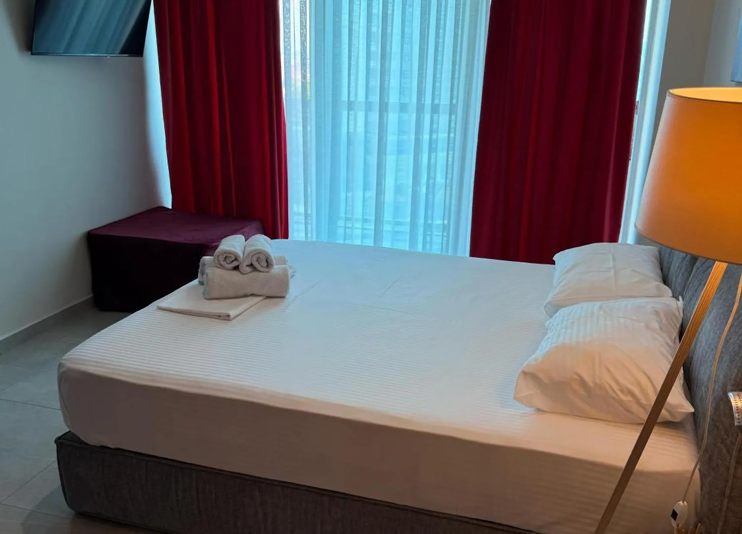 Stay-Five Rooms & Apartments Shkodër