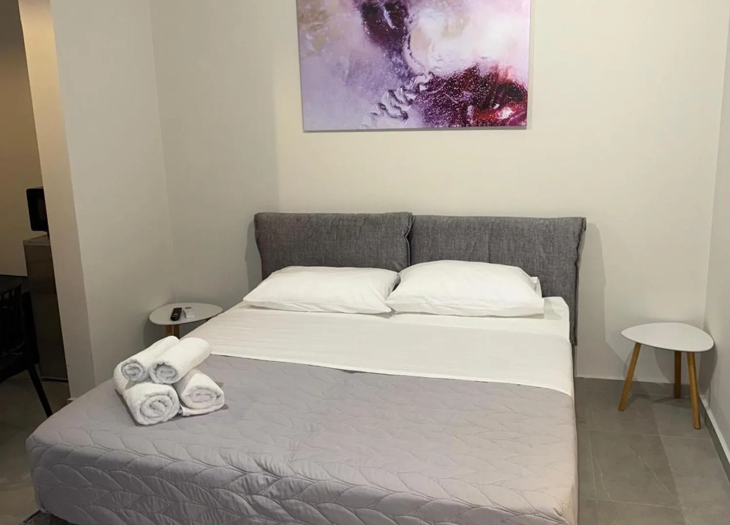 Stay-Five Rooms & Apartments Shkodër